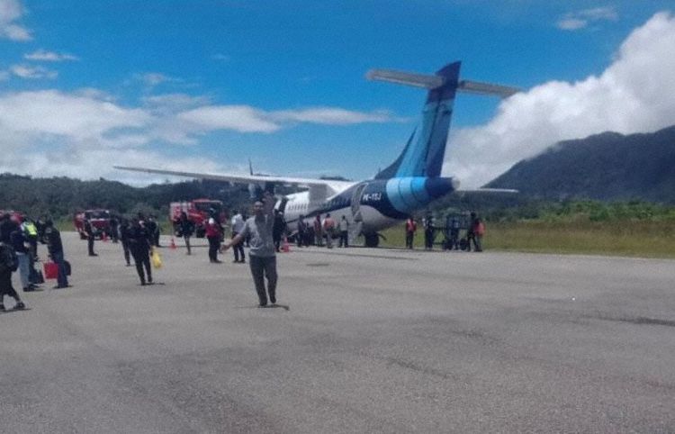 The aircraft seen after landing